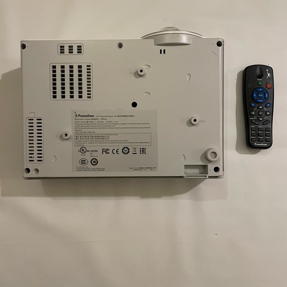 Promethean PRM-45A DLP Projector - Picture 7 of 8